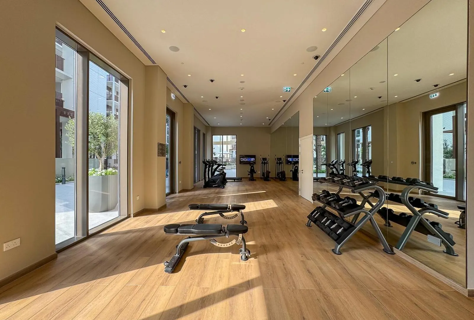 Charming 1Br With Airy Terrace, Pool And Gym Access Apartment Dubai 0*,