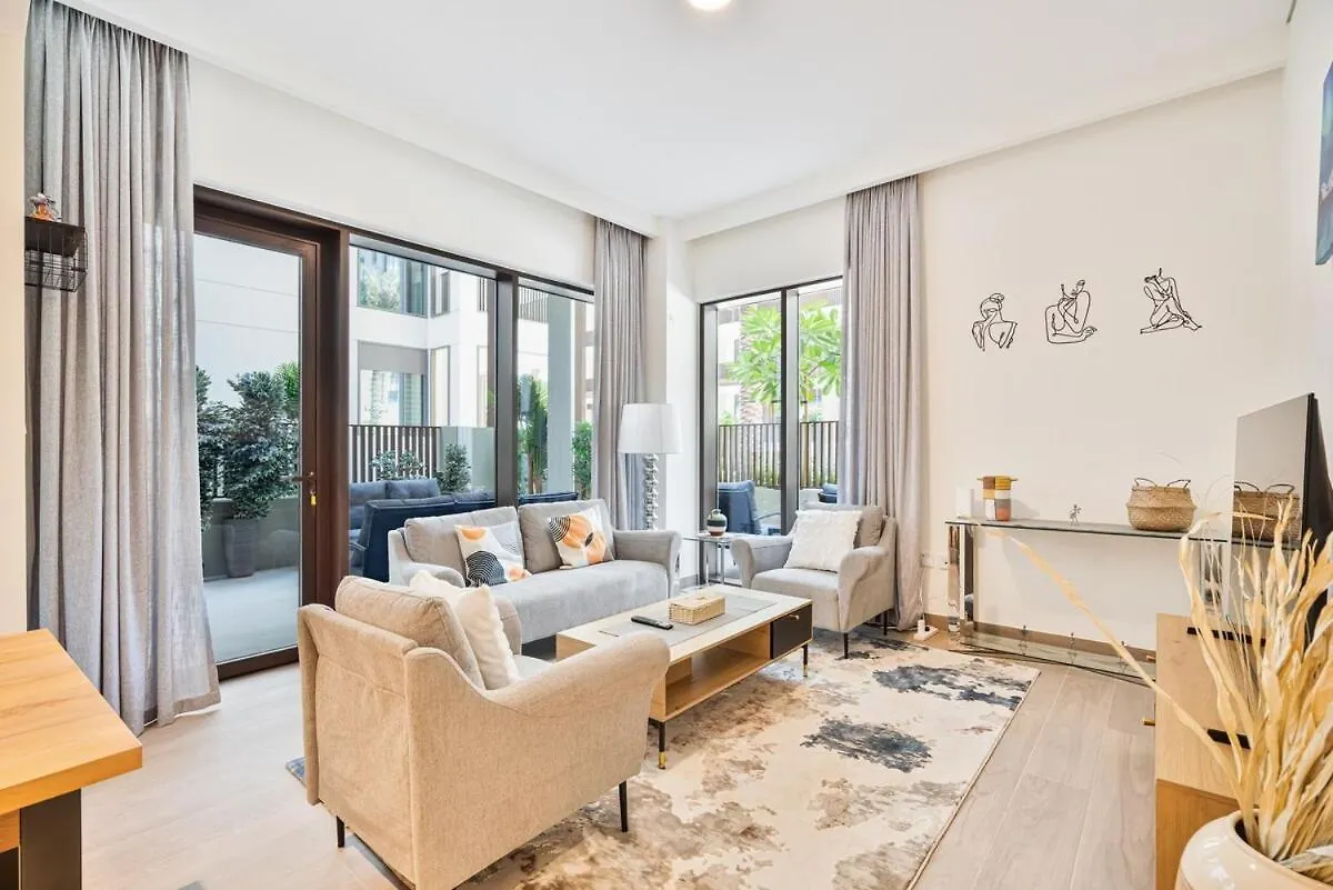Charming 1Br With Airy Terrace, Pool And Gym Access Apartment Dubai
